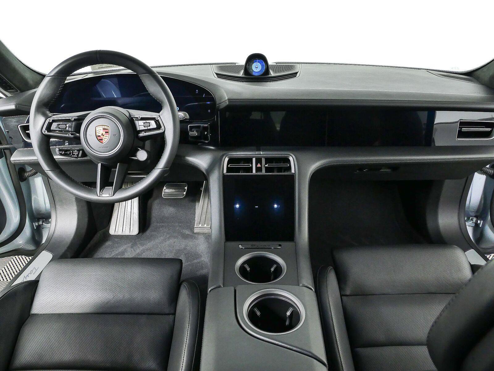 Certified 2020 Porsche Taycan Turbo AWD/4WD image 20