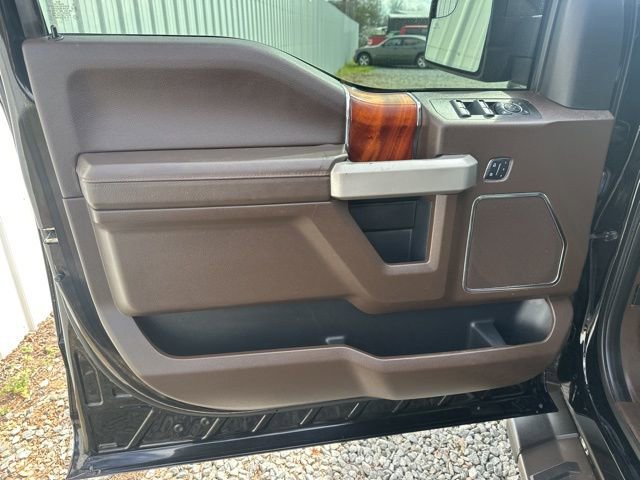 Used 2017 Ford F150 King Ranch image 12