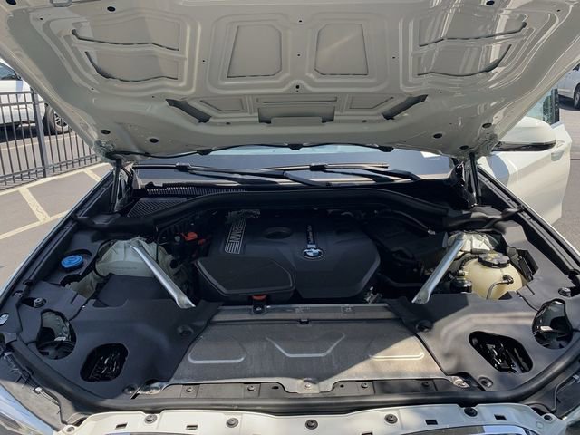 Used 2019 BMW X3 xDrive30i w/ Driving Assistance Package AWD/4WD image 16