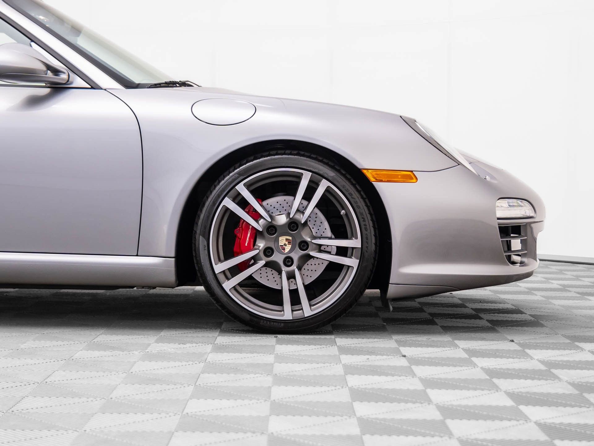 Used 2012 Porsche 911 Carrera S image 32