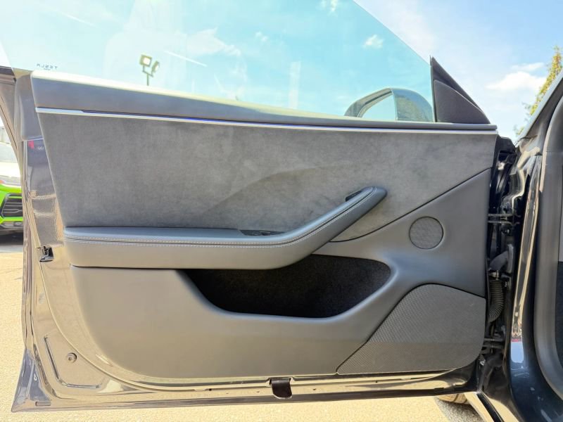 Used 2024 Tesla Model 3 Long Range image 9