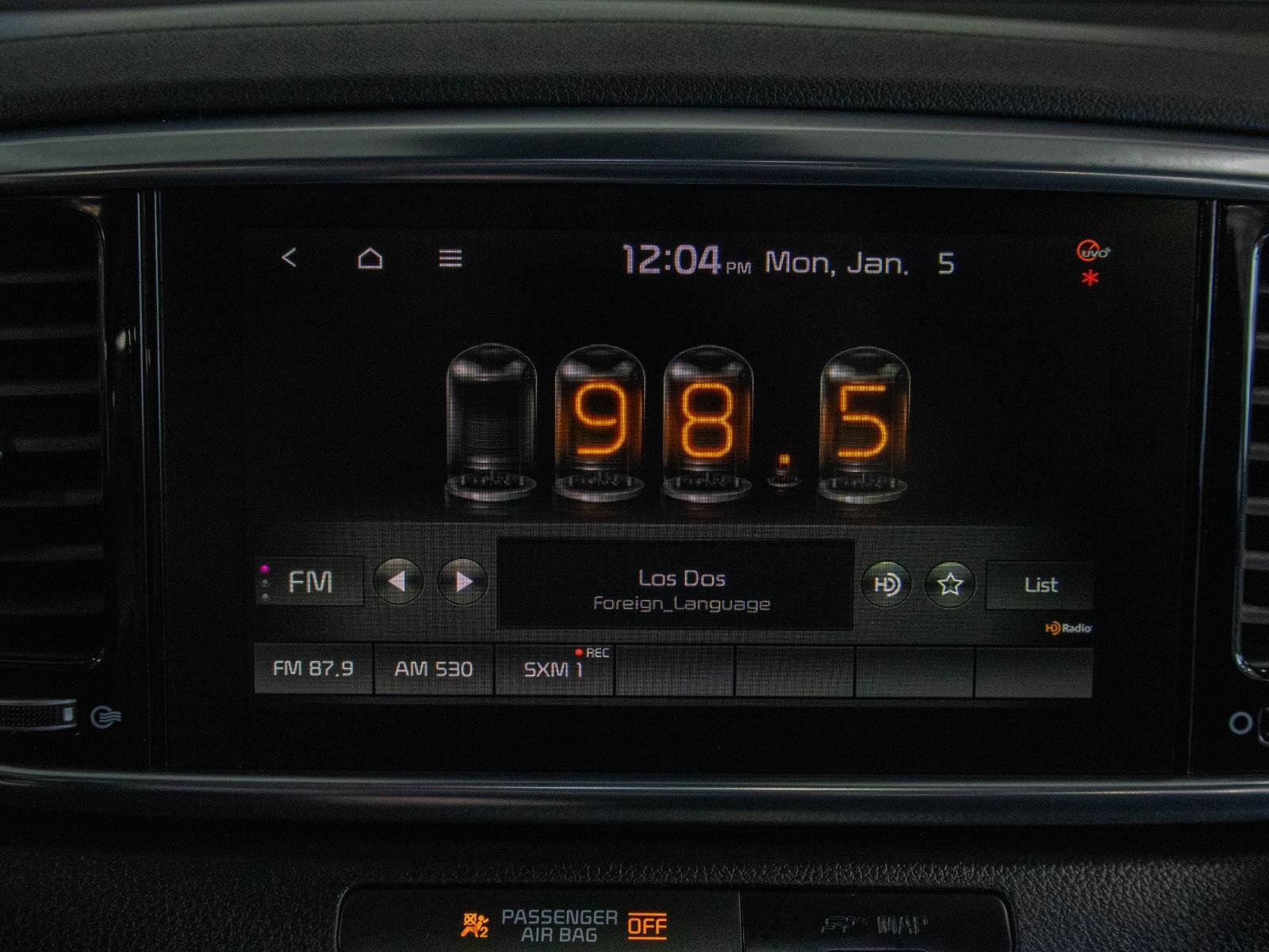 Used 2022 Kia Sportage EX w/ EX Technology Package image 9