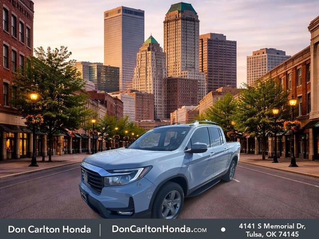 Used 2023 Honda Ridgeline RTL-E image 3
