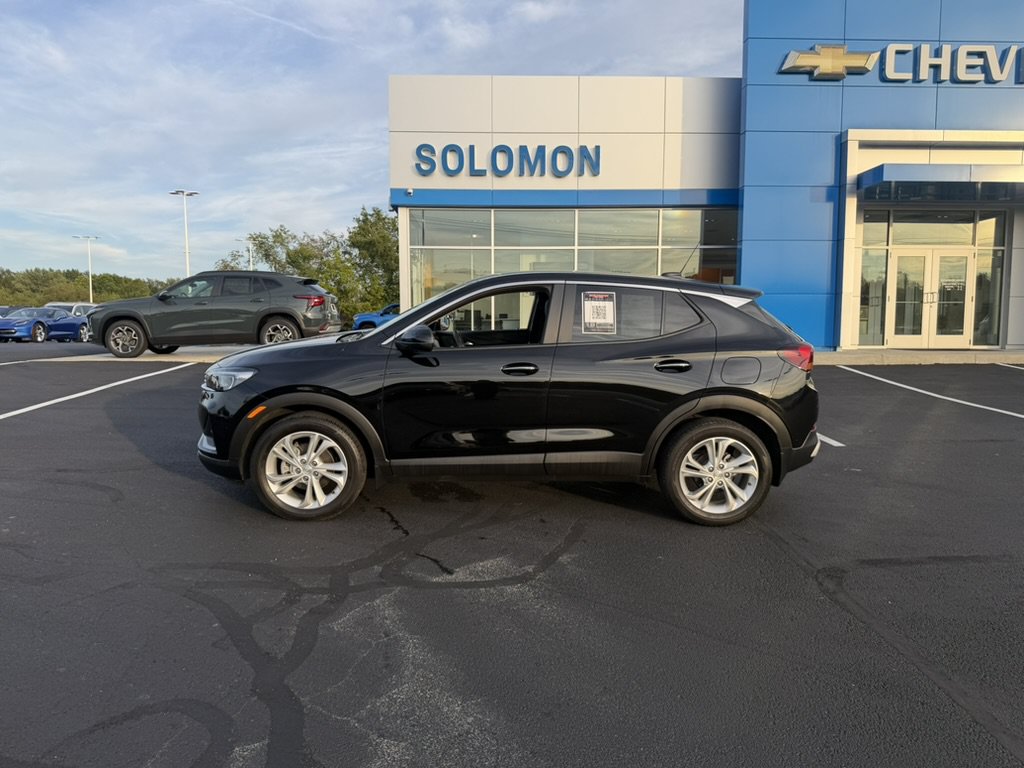 Certified 2023 Buick Encore GX Preferred w/ Cold Weather Comfort Package FWD image 3