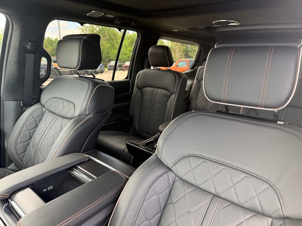 New 2026 Jeep Grand Wagoneer Summit AWD/4WD image 25