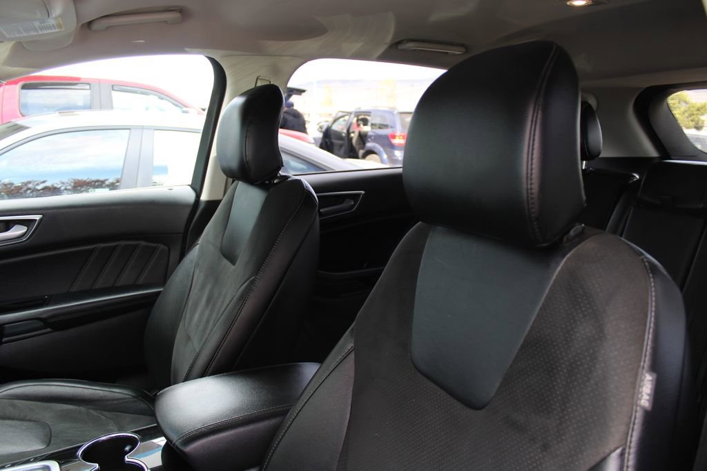 Used 2015 Ford Edge Sport w/ Equipment Group 401A AWD/4WD image 15