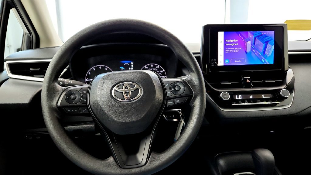 Used 2024 Toyota Corolla LE FWD image 27
