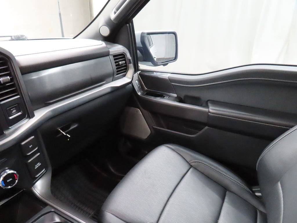 Used 2025 Ford F150 Lariat AWD/4WD image 26