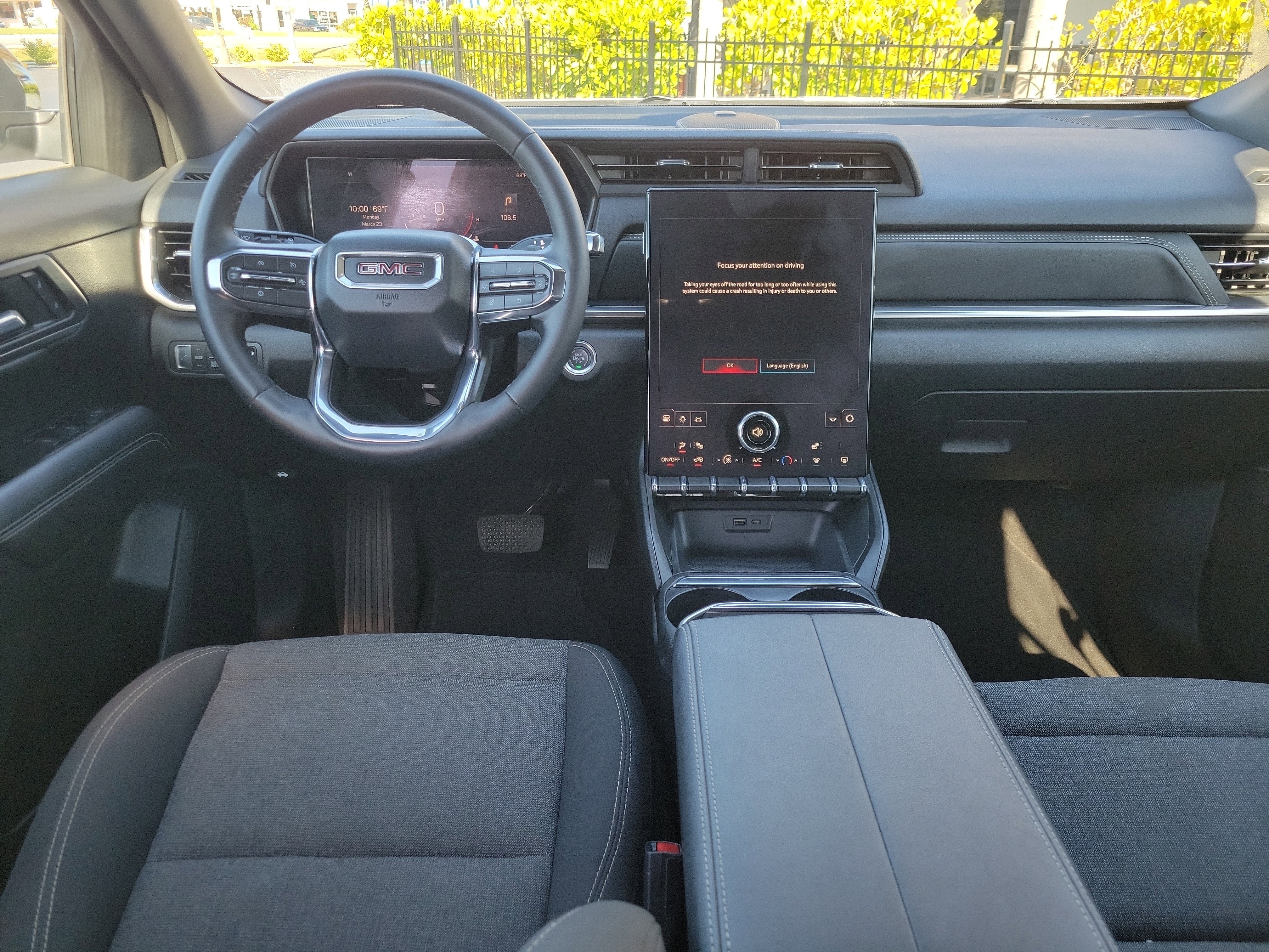 Used 2025 GMC Terrain Elevation image 14