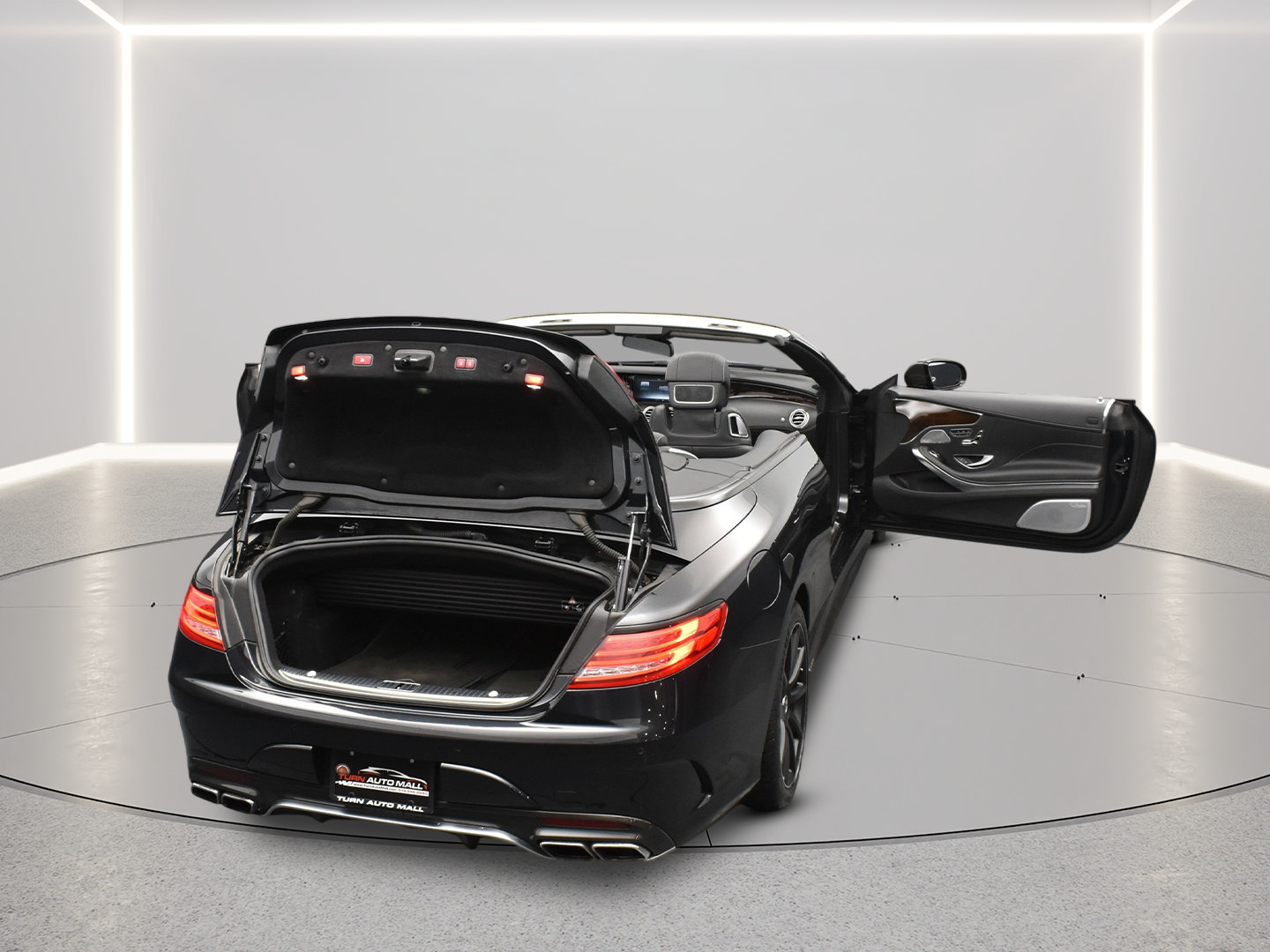 Used 2017 Mercedes-Benz S 63 AMG 4MATIC Cabriolet w/ Carbon Fiber Package image 17