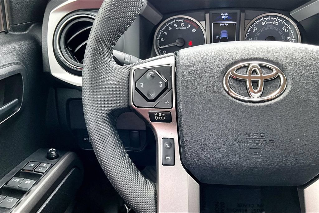 Used 2023 Toyota Tacoma SR5 w/ Technology Package AWD/4WD image 18