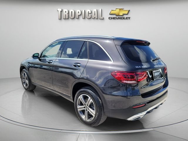 Used 2022 Mercedes-Benz GLC 300 w/ Premium Package Lite image 2