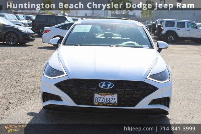Used 2022 Hyundai Sonata Limited w/ Winter Weather Package image 2