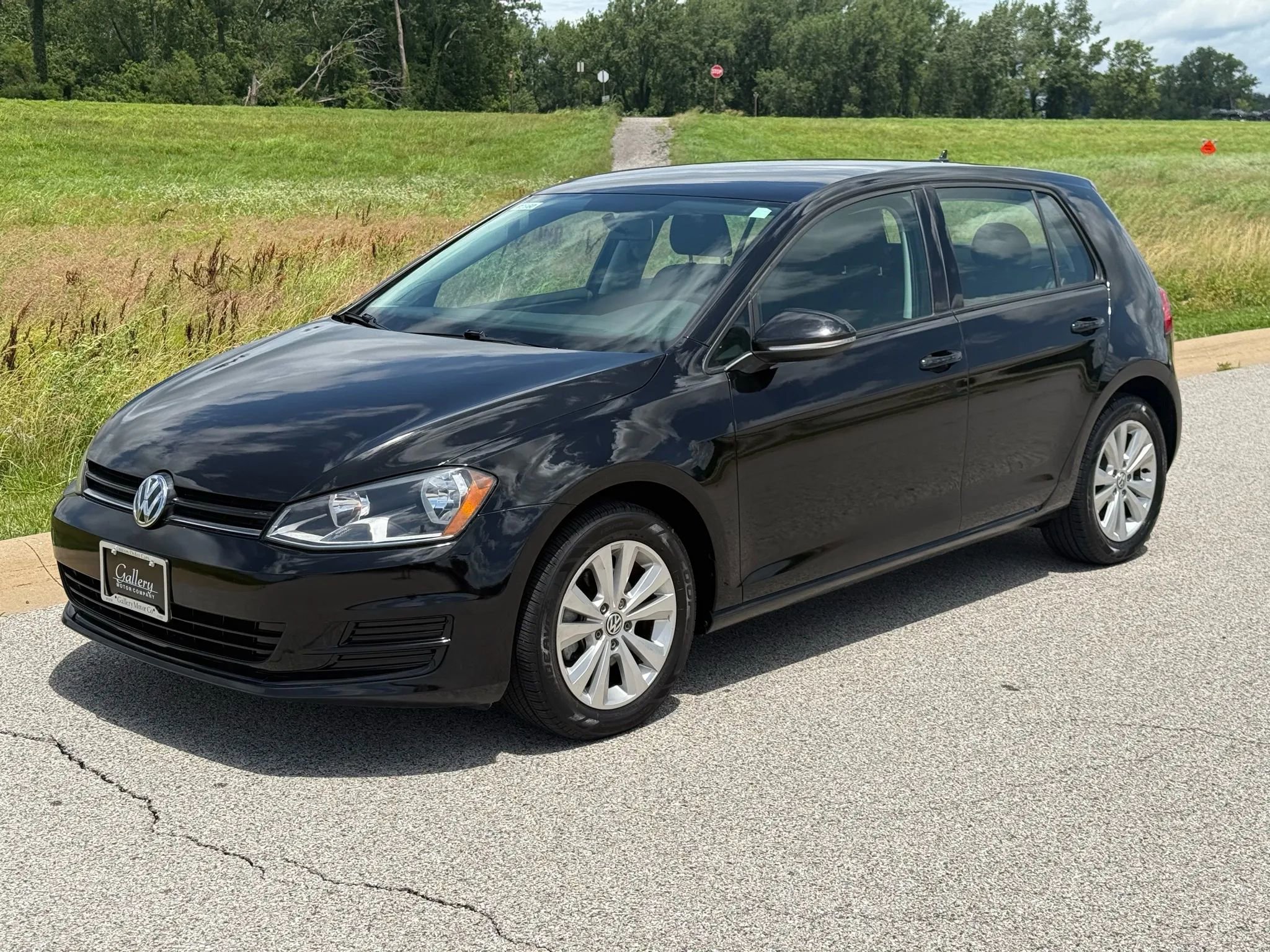 Used 2017 Volkswagen Golf S