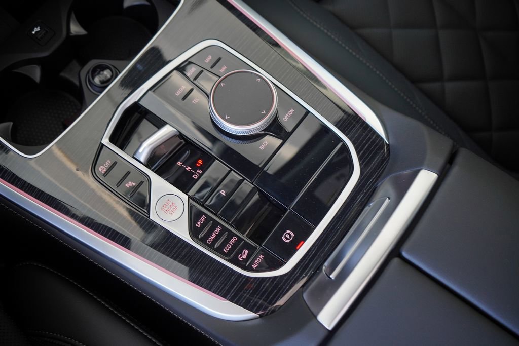 New 2026 BMW X5 xDrive40i w/ M Sport Package image 18