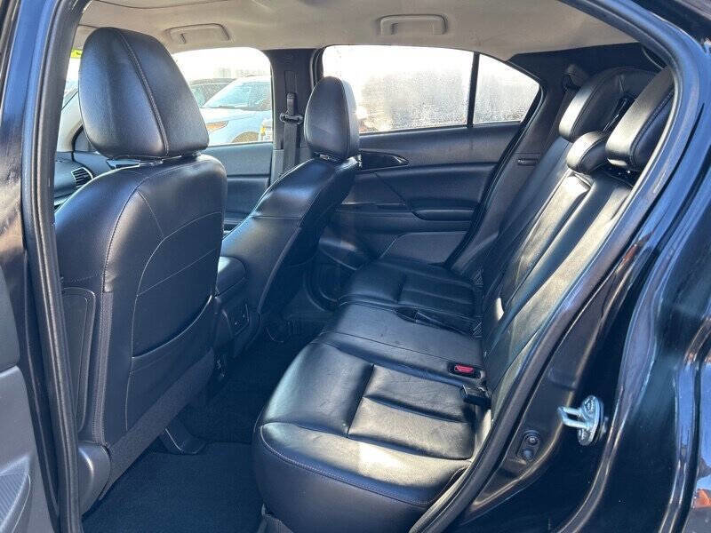 Used 2019 Mitsubishi Eclipse Cross SEL image 13