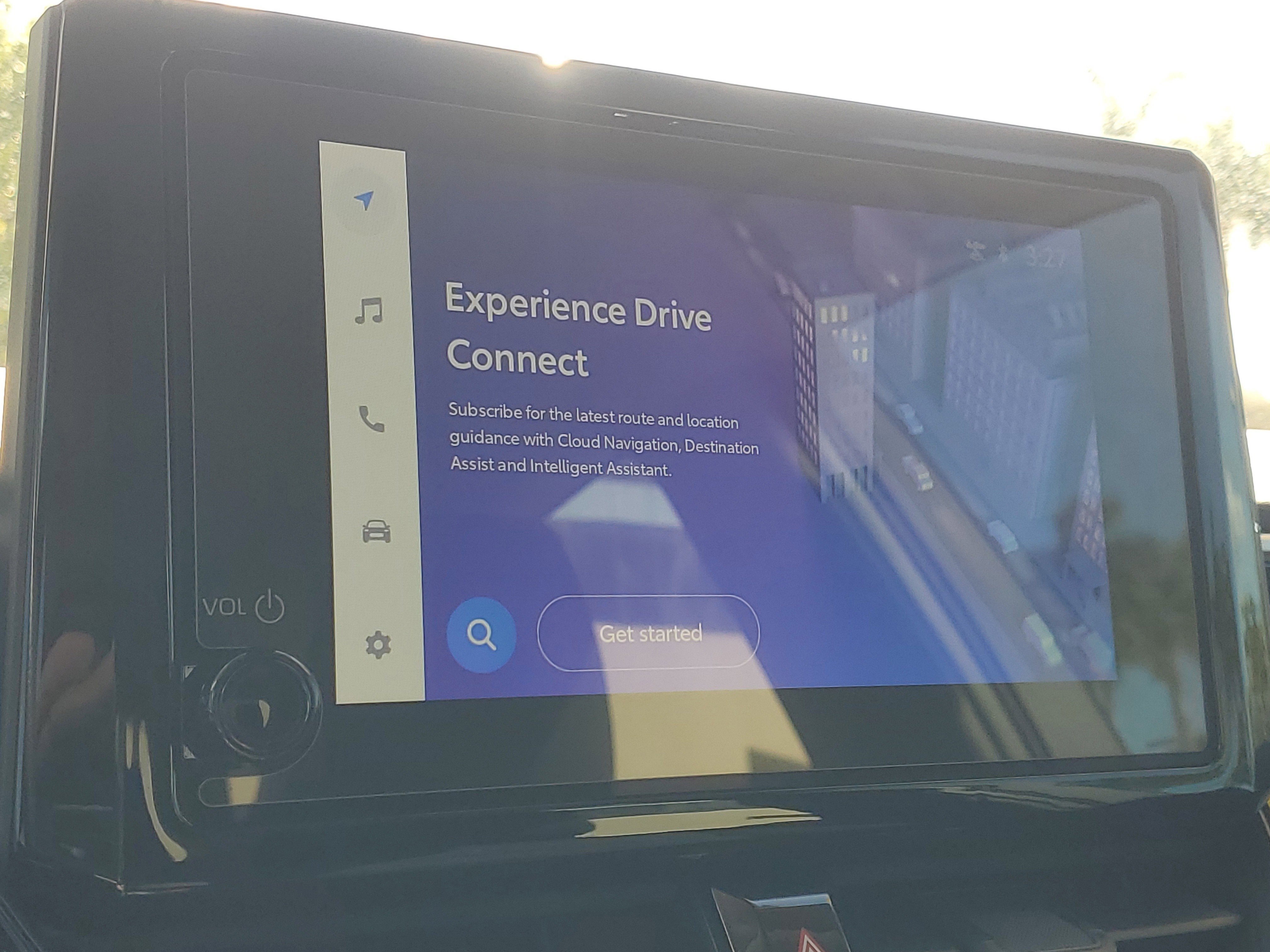 Certified 2025 Toyota Corolla LE image 27