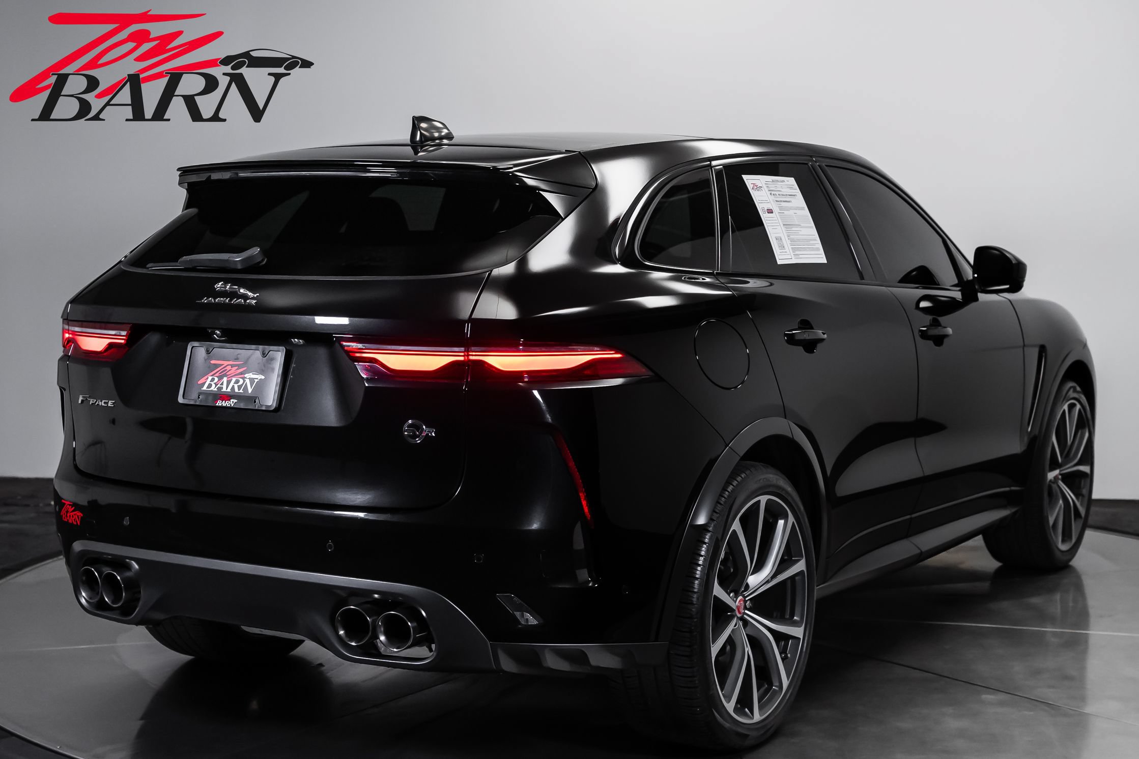 Used 2021 Jaguar F-PACE SVR AWD/4WD image 6
