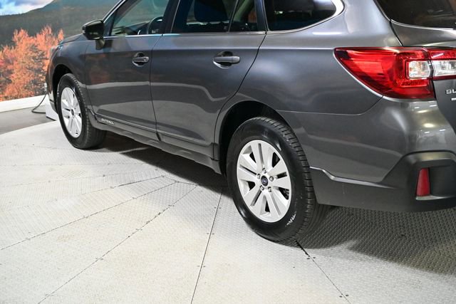 Used 2019 Subaru Outback 2.5i Premium AWD/4WD image 8
