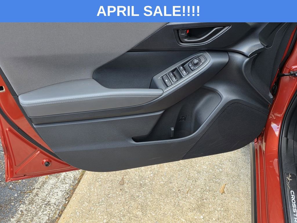 Used 2025 Subaru Crosstrek 2.0i Premium image 33