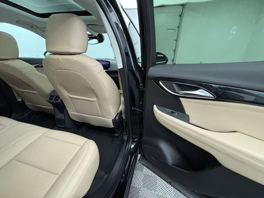 New 2025 Buick Envision Preferred image 38