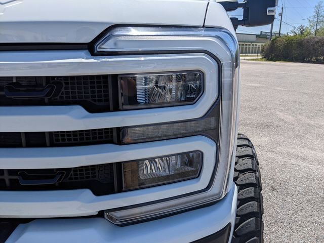 Certified 2025 Ford F350 Lariat image 9