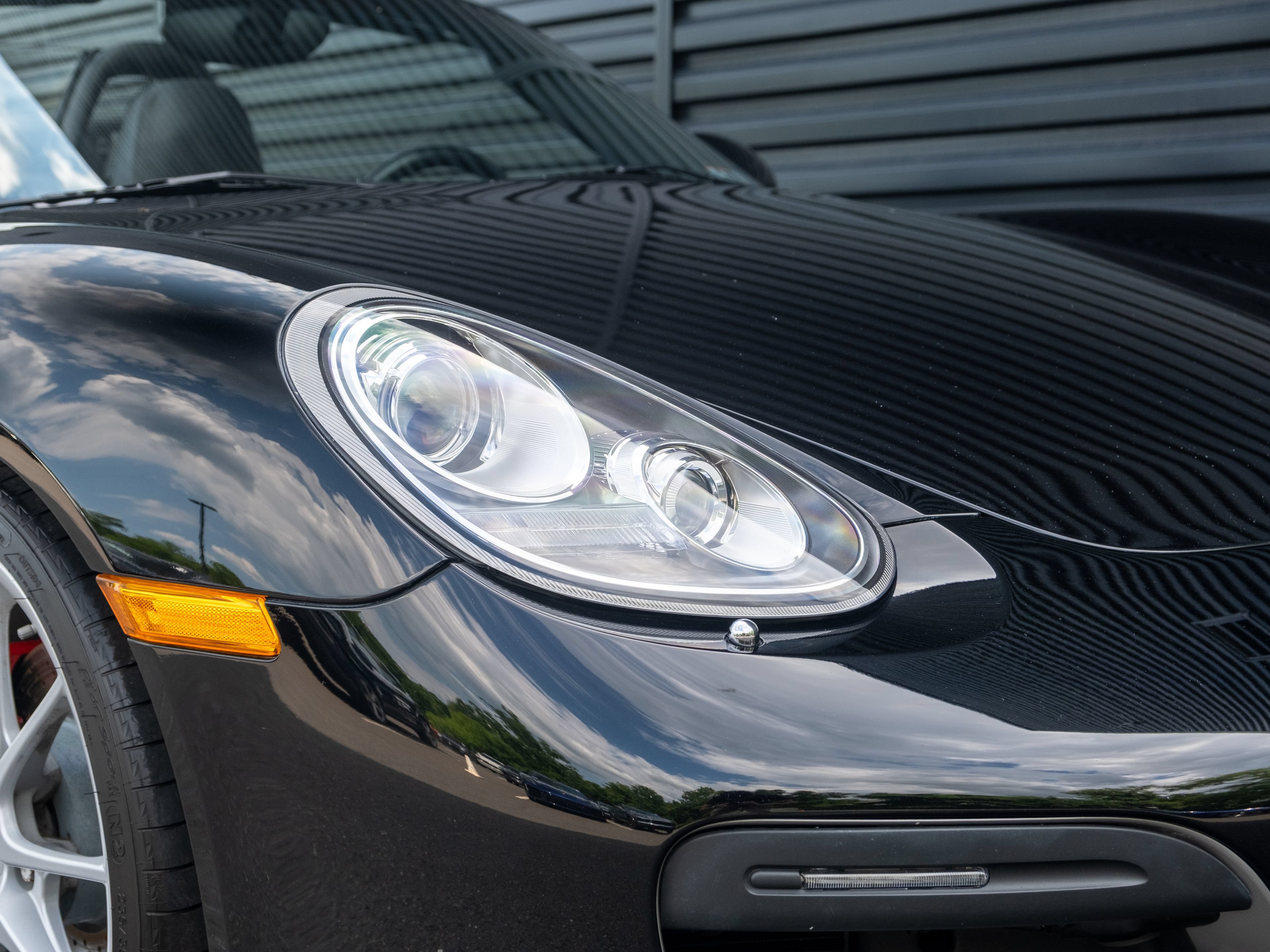 Used 2011 Porsche Boxster Spyder RWD image 16