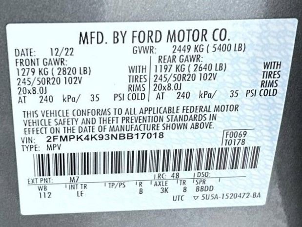 Used 2022 Ford Edge Titanium w/ Class II Trailer Tow Package AWD/4WD image 23