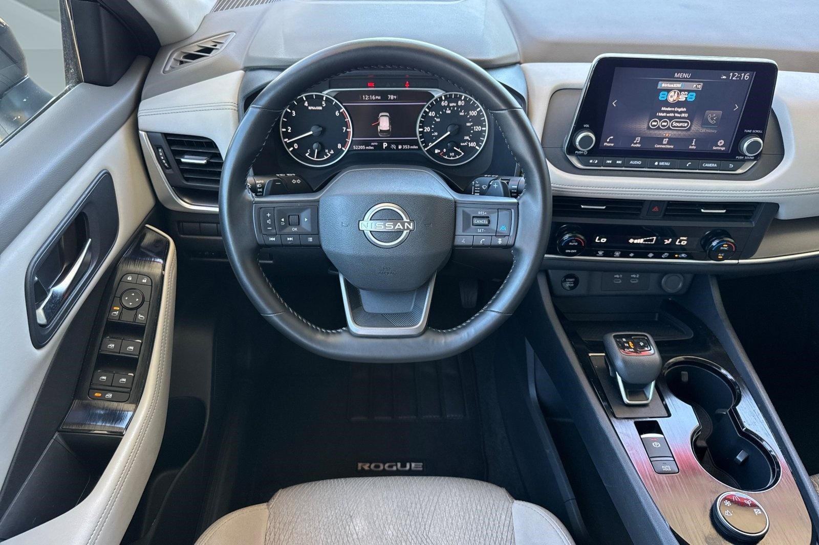 Used 2025 Nissan Rogue SV AWD/4WD image 31