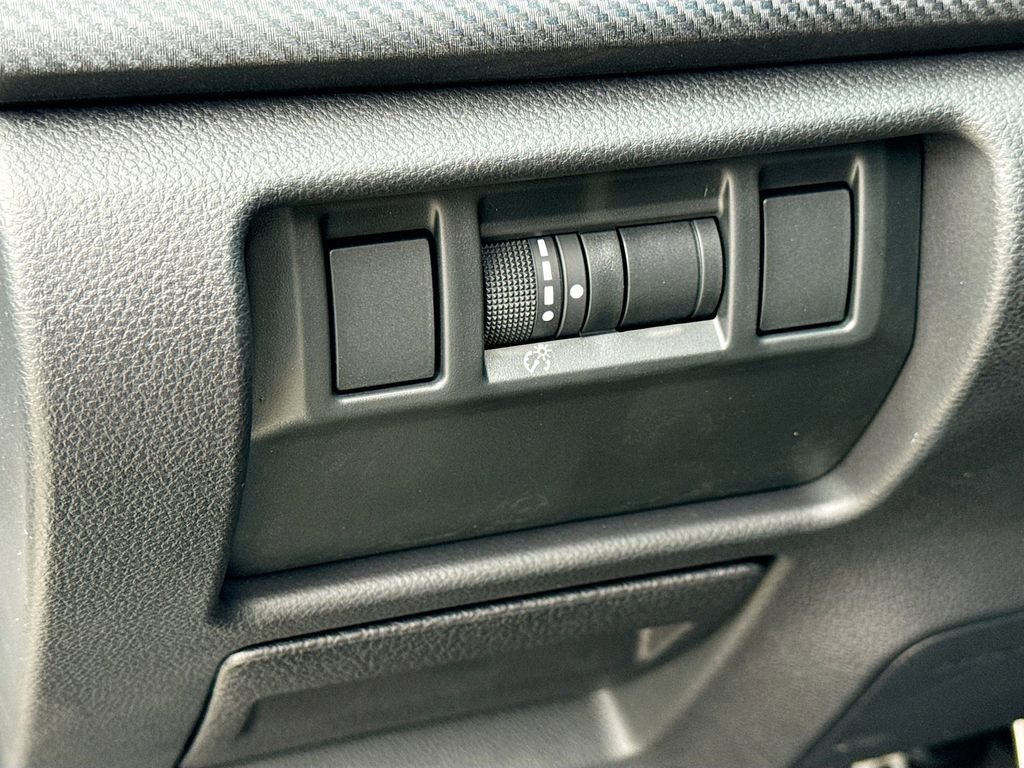 Used 2025 Subaru Crosstrek 2.5i Sport w/ Popular Package #4A image 13