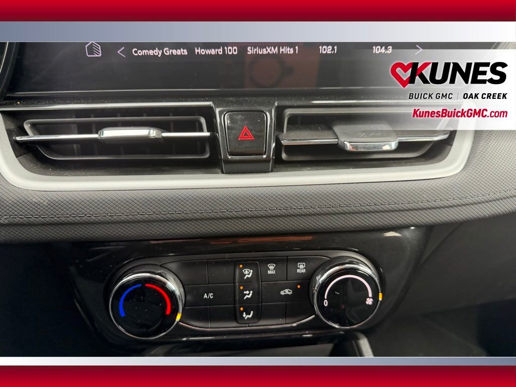 Used 2025 Chevrolet TrailBlazer LT image 18