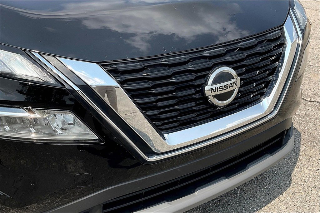 Used 2021 Nissan Rogue SV w/ Premium Package image 28