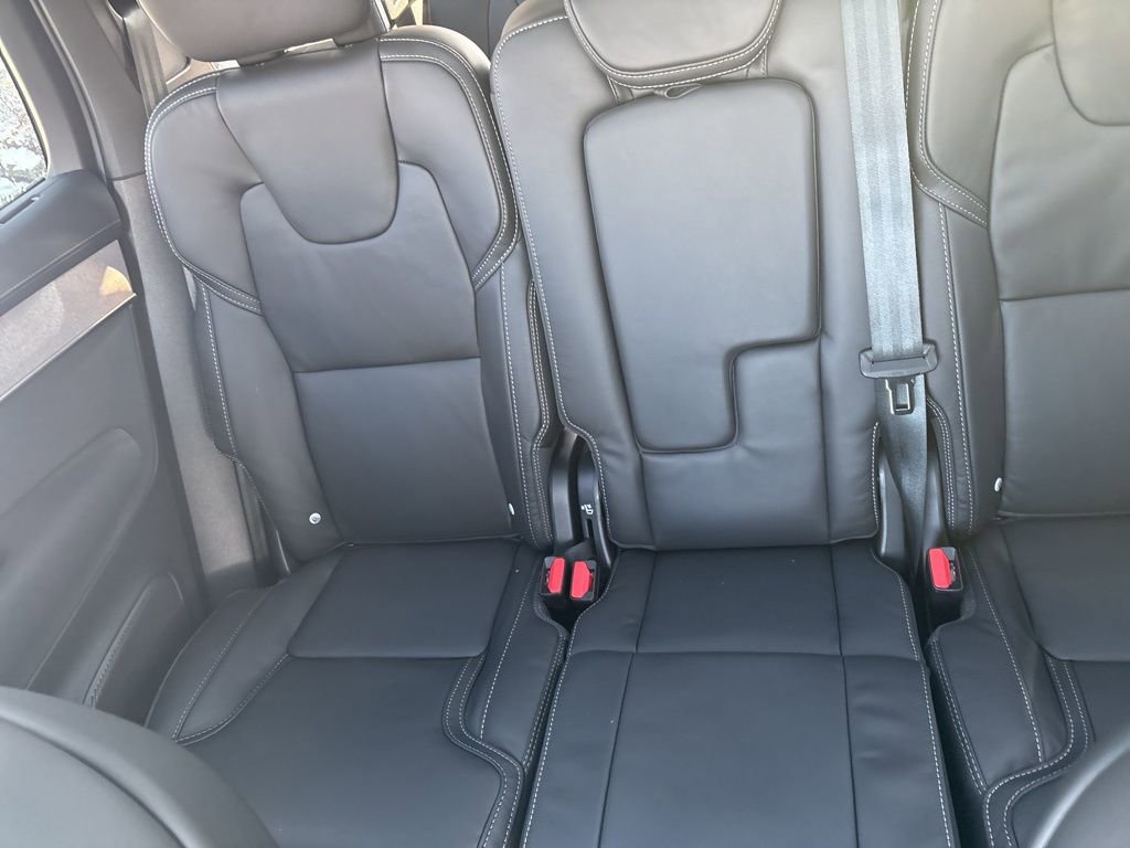 New 2026 Volvo XC90 B6 Ultra w/ Protection Package Premier image 36
