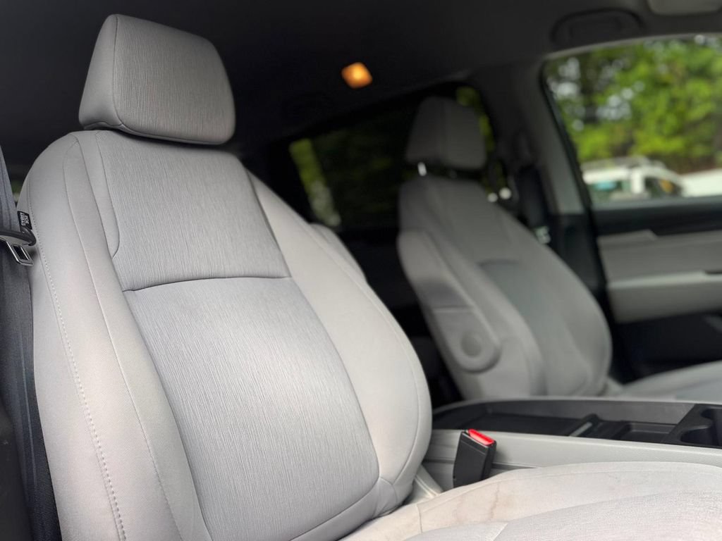 Used 2019 Honda Odyssey EX image 29
