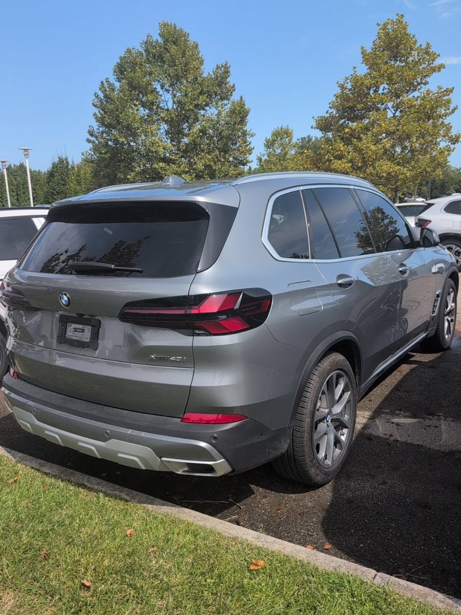 Used 2026 BMW X5 xDrive40i w/ Climate Comfort Package AWD/4WD image 4