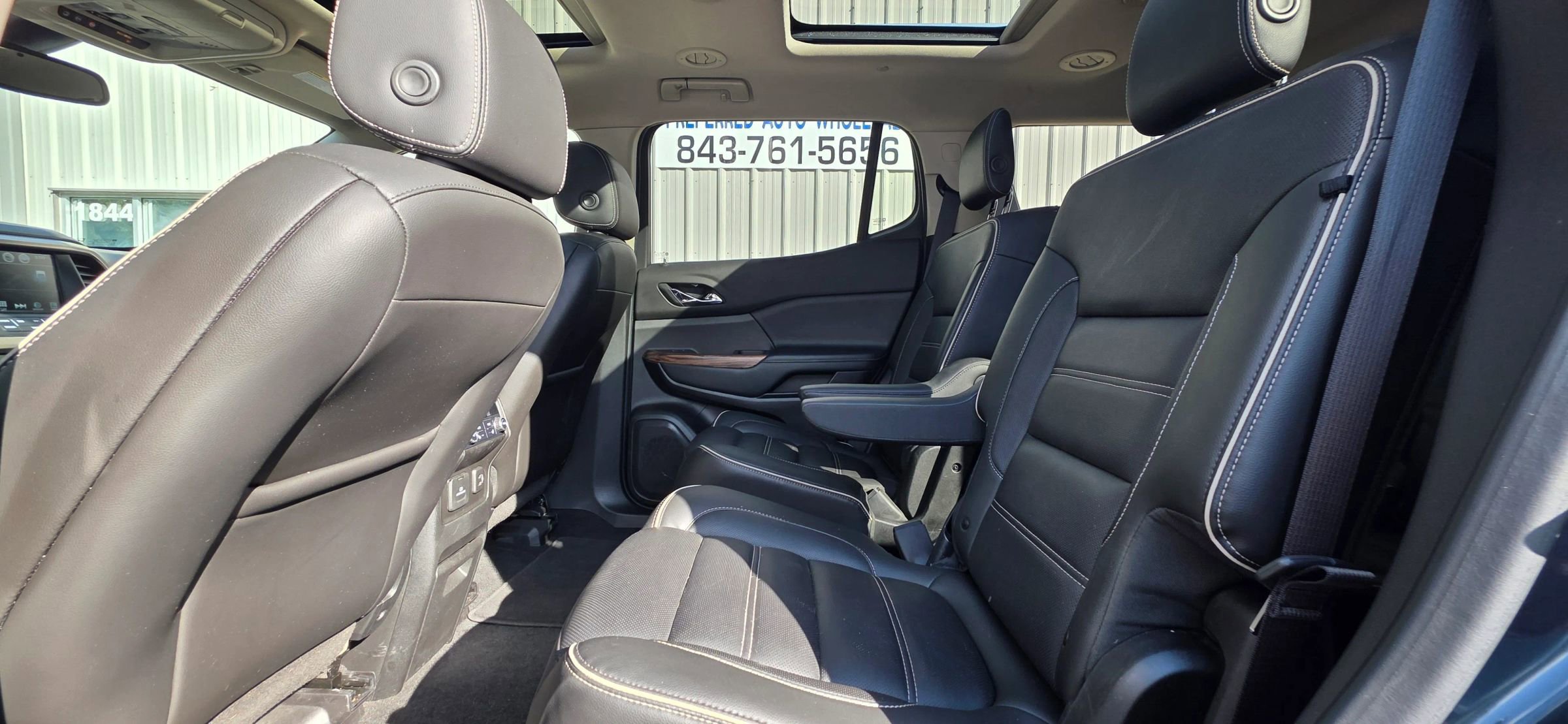 Used 2019 GMC Acadia Denali image 20