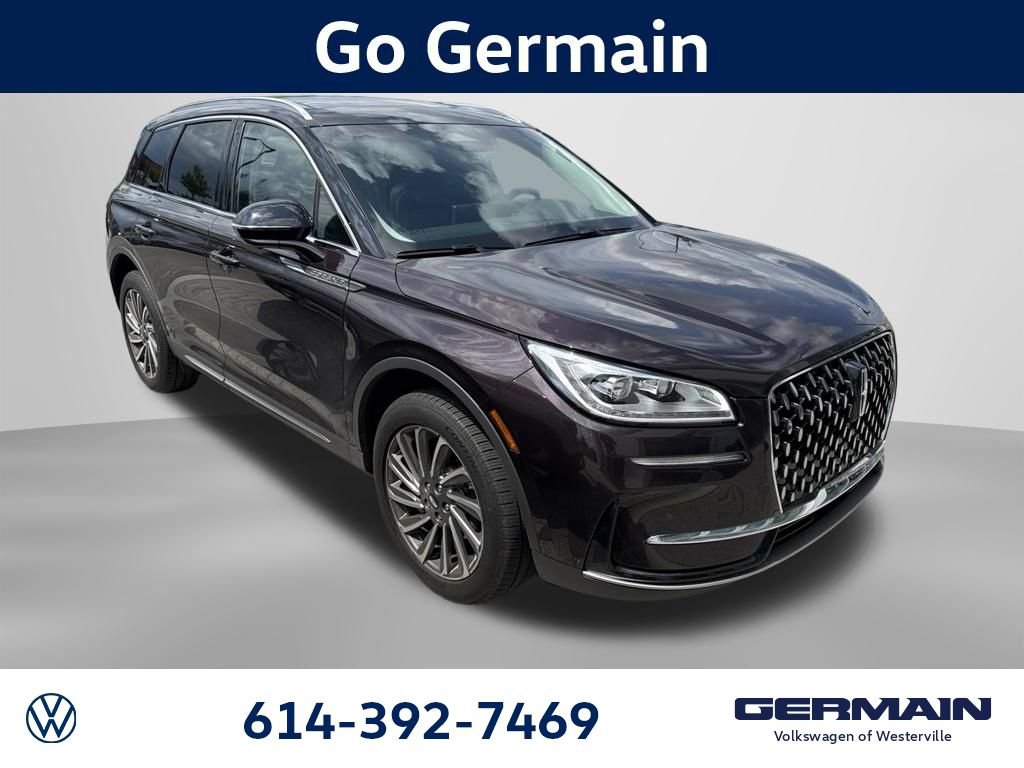Used 2023 Lincoln Corsair Reserve w/ Equipment Group 201A AWD/4WD image 1