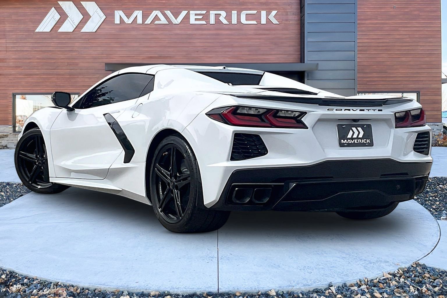 Used 2024 Chevrolet Corvette Stingray Preferred Conv w/ Stealth Interior Trim Package RWD image 4