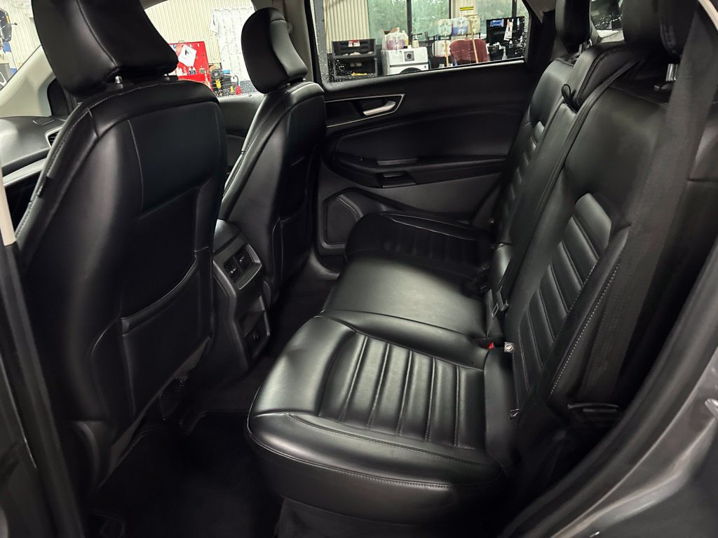 Used 2024 Ford Edge SEL AWD/4WD image 15