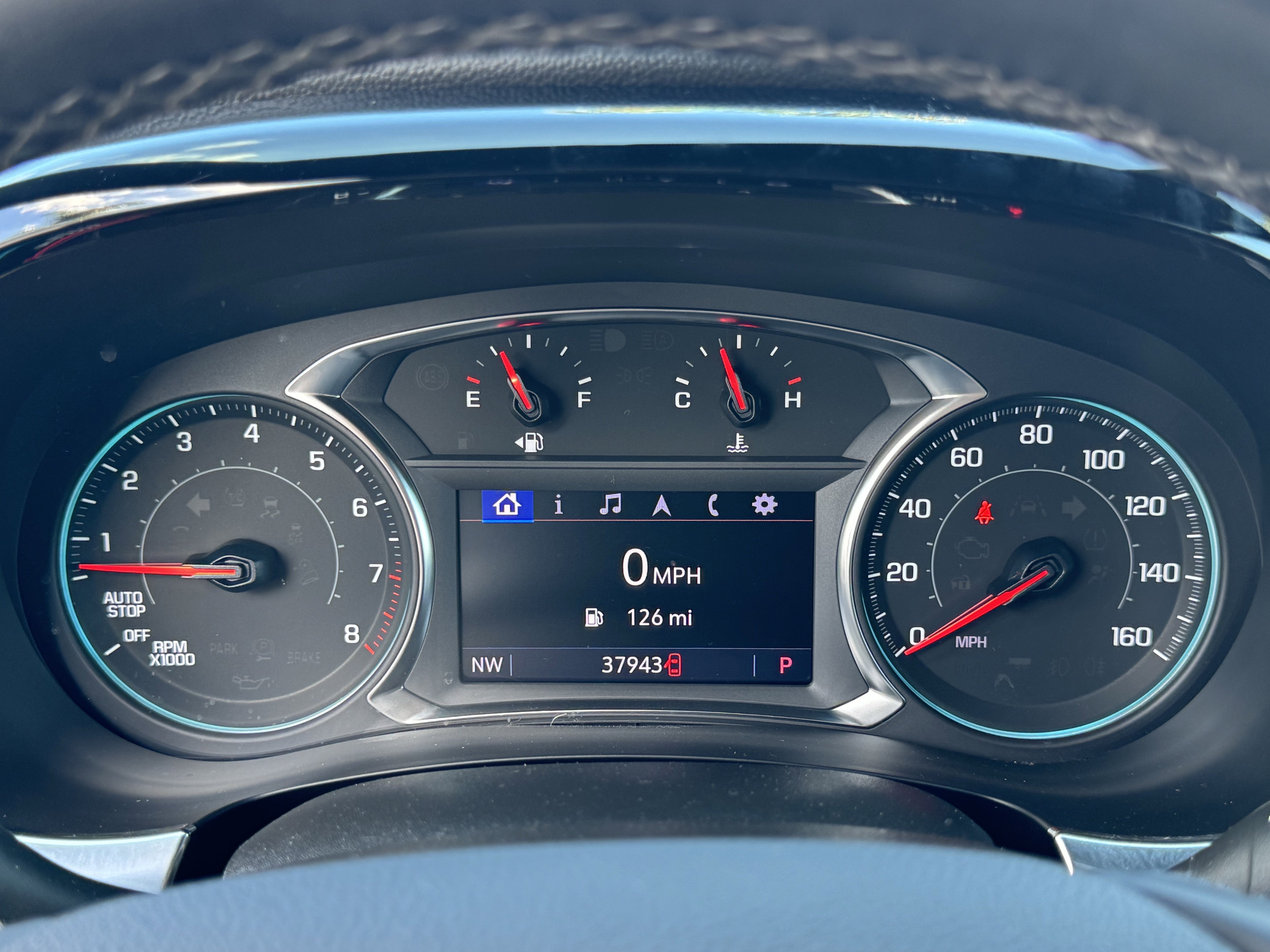 Used 2023 Chevrolet Traverse LT image 23