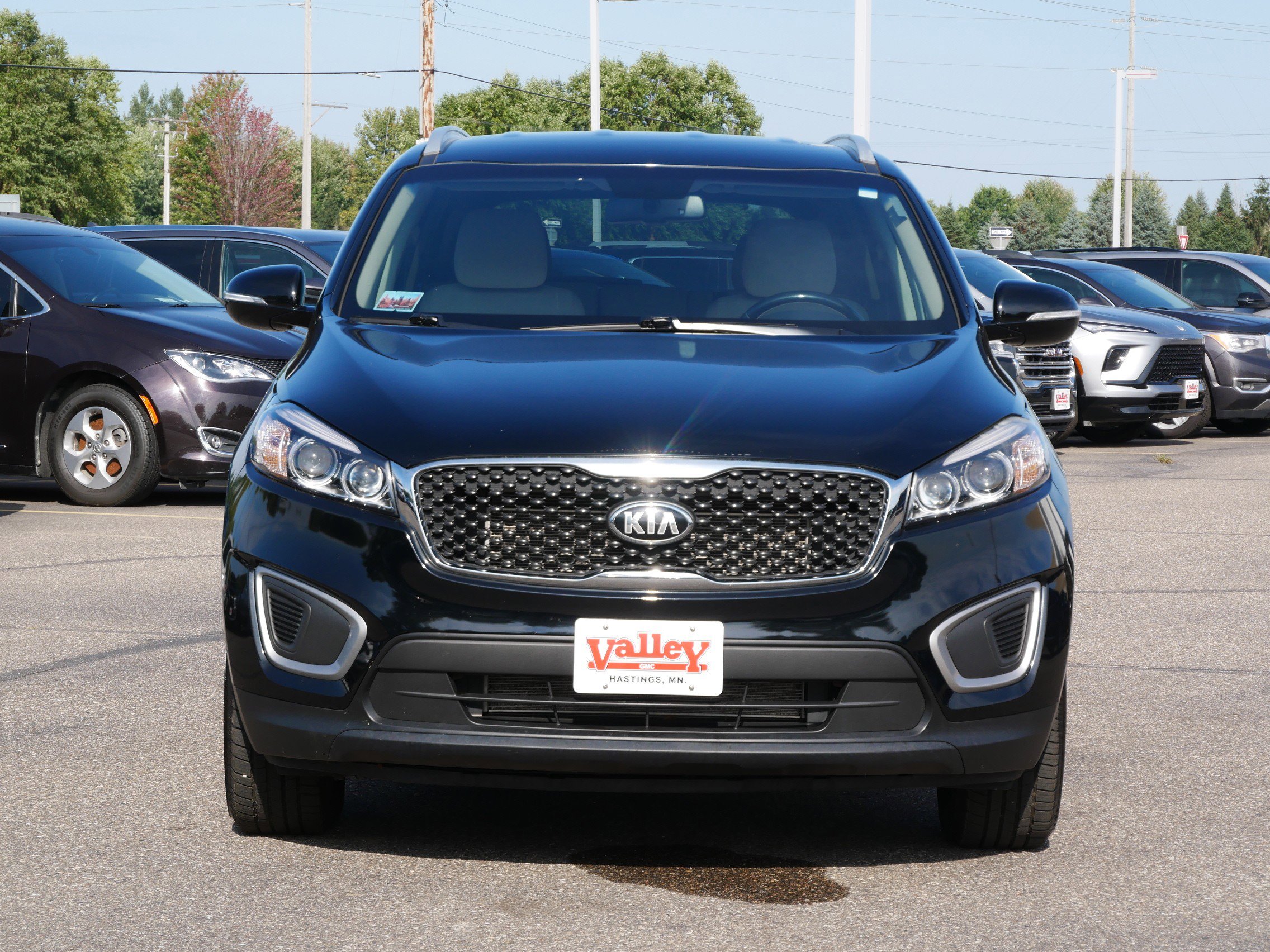 Used 2016 Kia Sorento LX w/ LX Convenience Package image 2