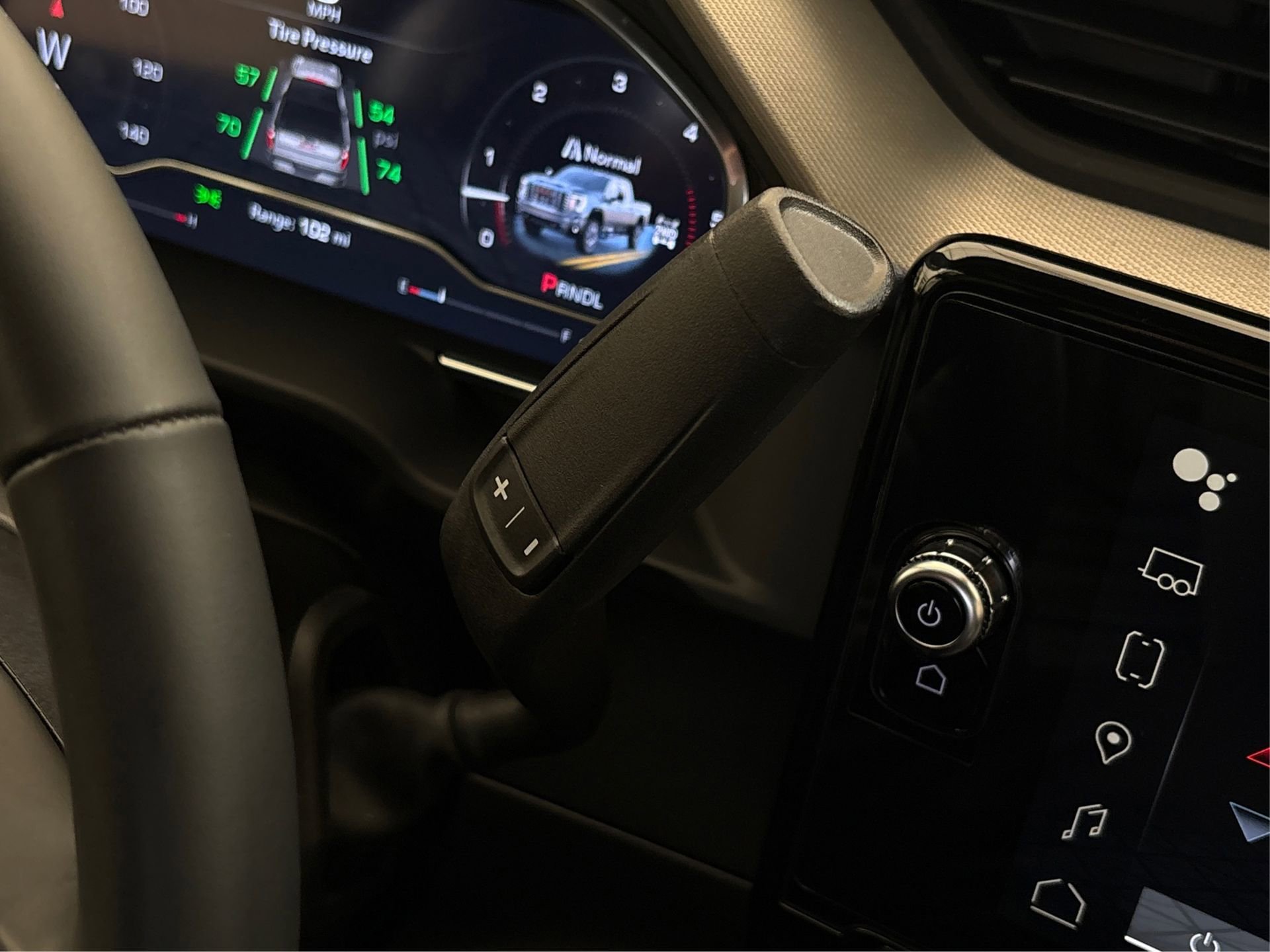 Used 2025 GMC Sierra 3500 Denali image 29