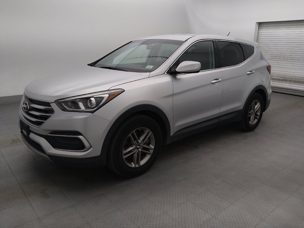 Used 2018 Hyundai Santa Fe Sport FWD image 2