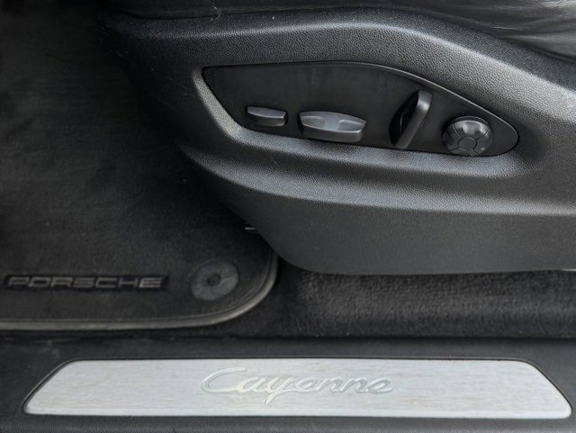 Certified 2022 Porsche Cayenne Coupe image 30