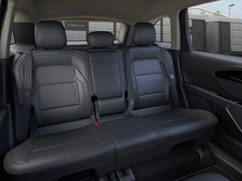 New 2026 Lincoln Nautilus Premier AWD/4WD image 11