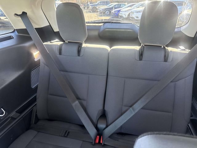 Used 2025 Ford Explorer Active image 17