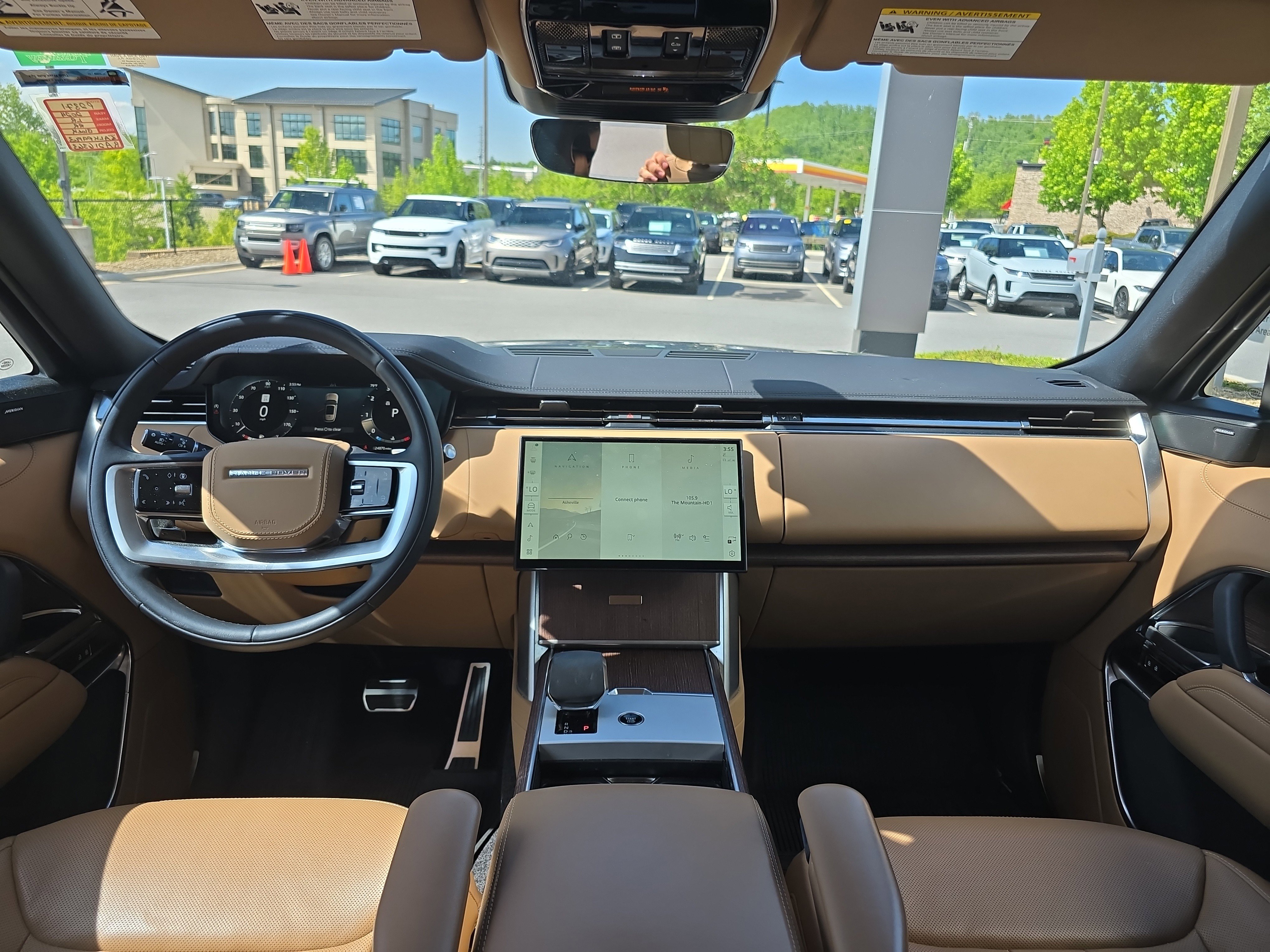 Used 2024 Land Rover Range Rover SE AWD/4WD image 17