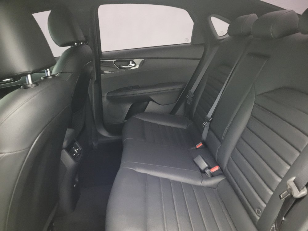 Used 2024 Kia Forte GT-Line w/ GT-Line Premium Package FWD image 18