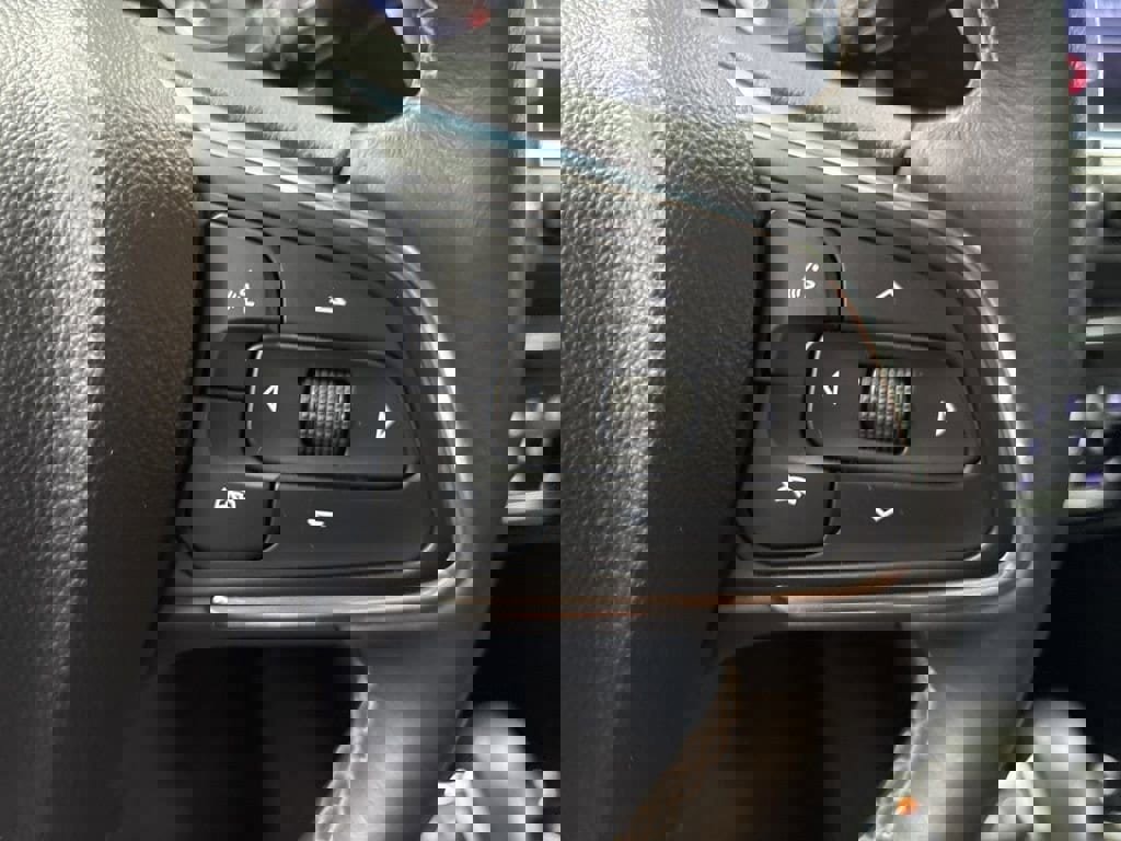 Used 2023 Buick Encore GX Essence w/ Experience Buick Package AWD/4WD image 40