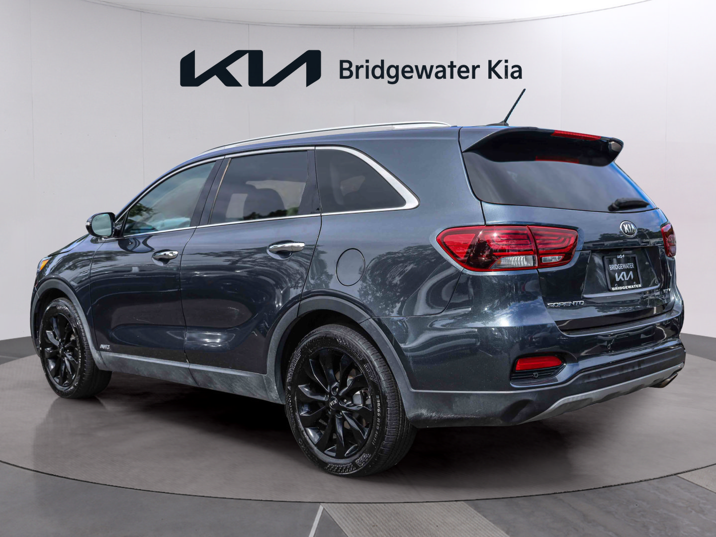 Used 2020 Kia Sorento EX AWD/4WD image 4